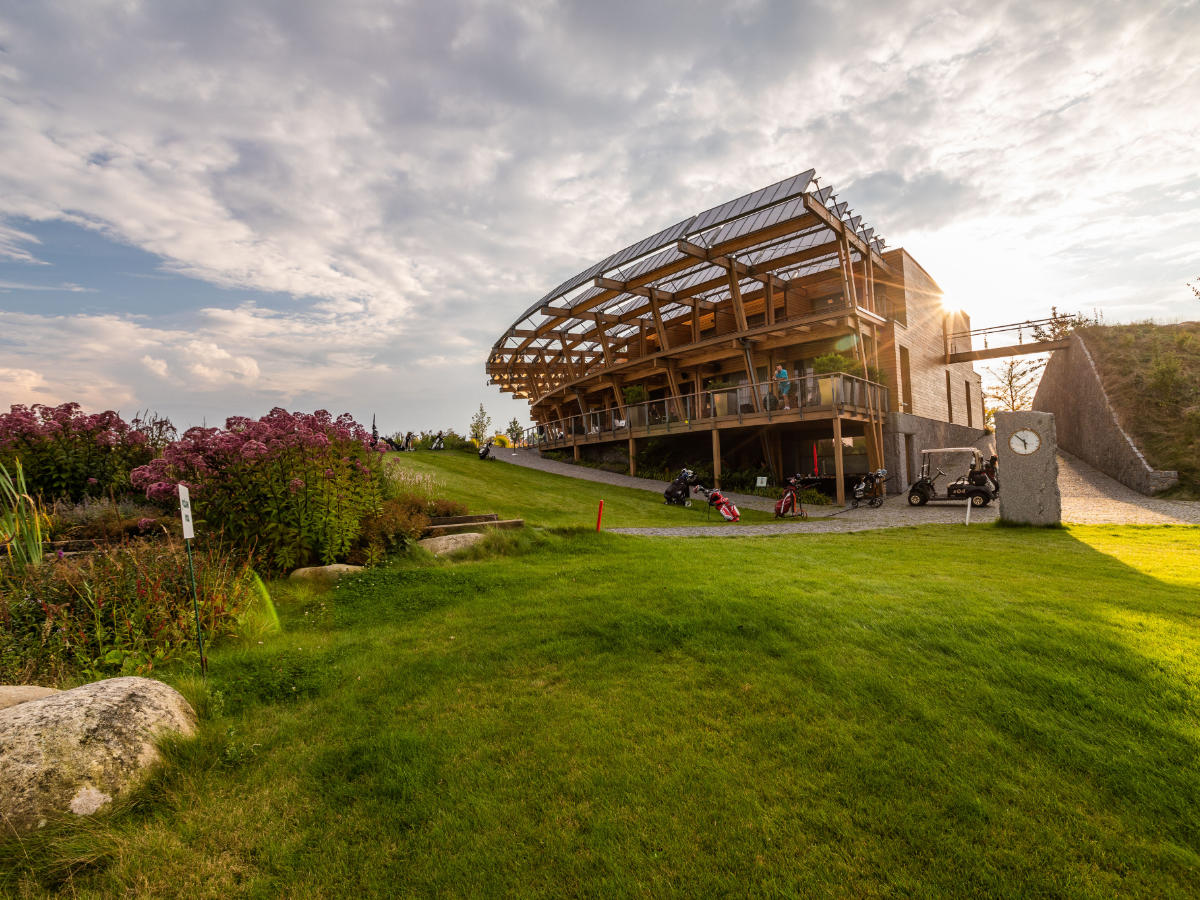 Golfové hřiště doma - panoramagolfvillage.cz